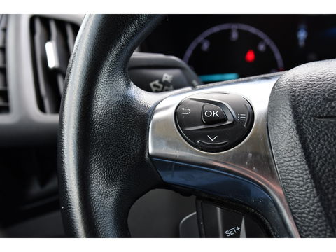Ford Transit Connect 1.5 EcoBlue L2 Black Edition Camera, Cruise, Carplay, 120PK, Automaat, Multimedia, Automaat, Stoelverwarming, Uniek!