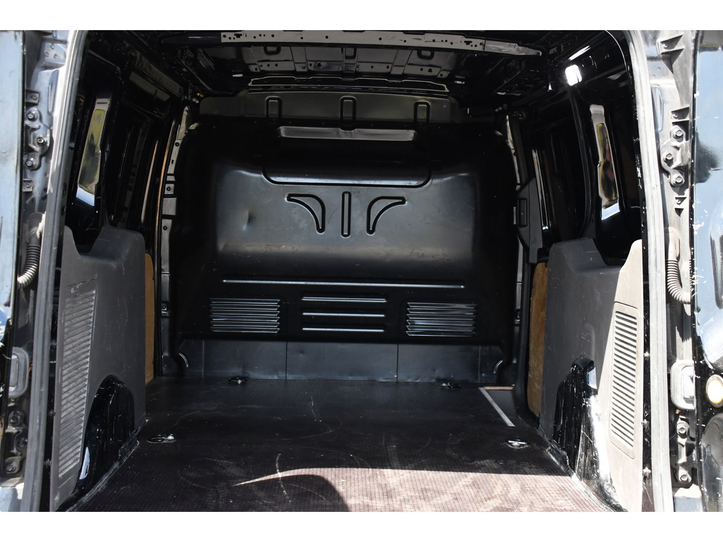 Ford Transit Connect 1.5 EcoBlue L2 Black Edition Camera, Cruise, Carplay, 120PK, Automaat, Multimedia, Automaat, Stoelverwarming, Uniek!