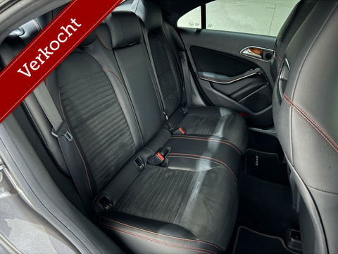 Mercedes-Benz CLA 180 Night AMG Pano Camera Cruise NAP