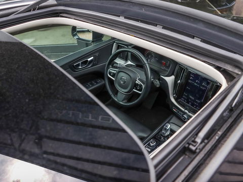 Volvo XC60 T8 Twin Engine AWD Inscription | 360 Cam |