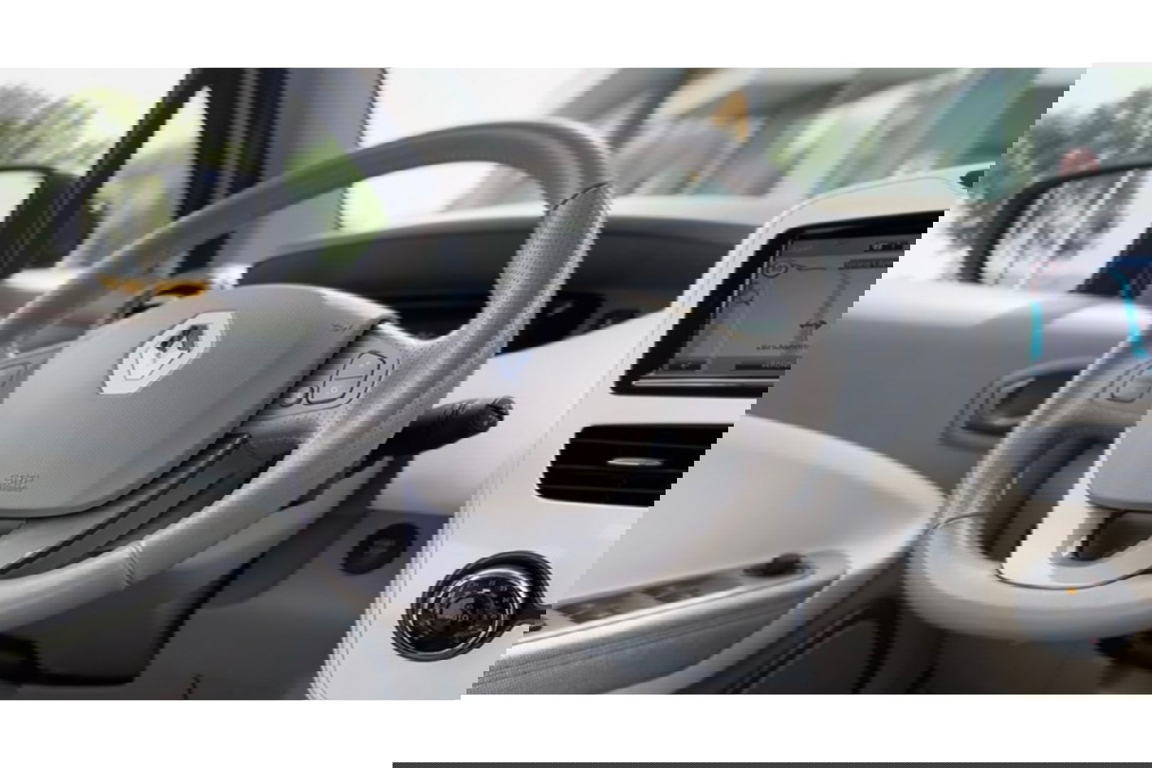 Renault ZOE R90 INTENS QC 40 AIRCO NAVI PDC CRUISE.