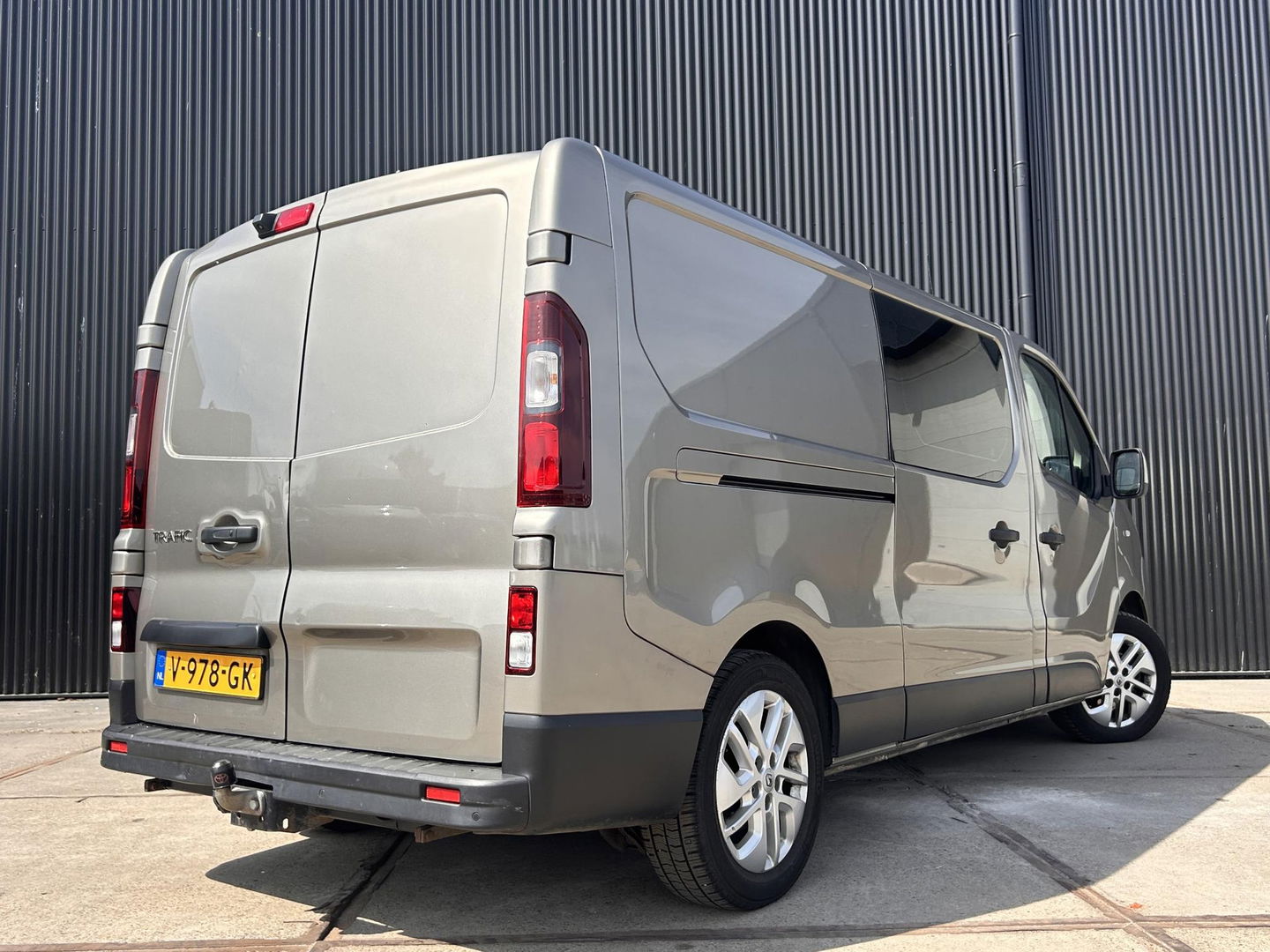 Renault Trafic 1.6 dCi L2H1 DC Luxe MARGE | 2x Schuif | Carplay |