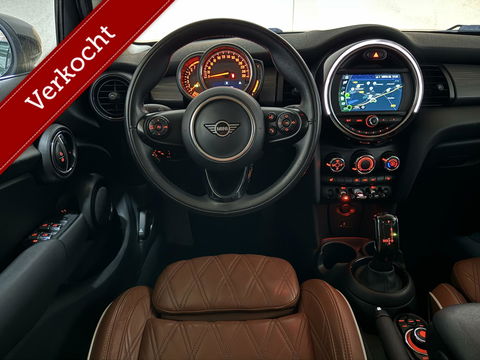 MINI Cooper Mini 1.5 Luxery Leer CarPlay Navi Cruise NAP