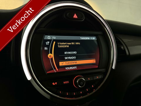 MINI Cooper Mini 1.5 Luxery Leer CarPlay Navi Cruise NAP