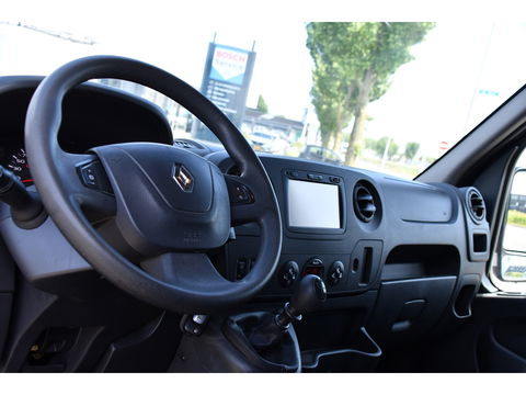 Renault Master T35 2.3 dCi L2H2 Black Edition Cruise, NAVI, Sensoren, Multimedia, Clima, Trekhaak, Airco, 145PK, Uniek!