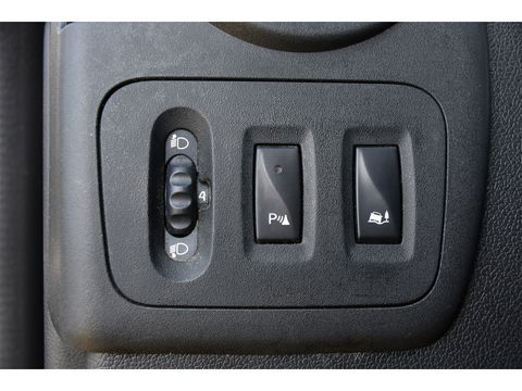 Renault Master T35 2.3 dCi L2H2 Black Edition Cruise, NAVI, Sensoren, Multimedia, Clima, Trekhaak, Airco, 145PK, Uniek!