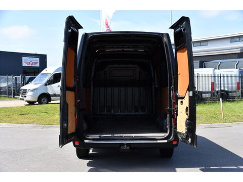 Renault Master T35 2.3 dCi L2H2 Black Edition Cruise, NAVI, Sensoren, Multimedia, Clima, Trekhaak, Airco, 145PK, Uniek!