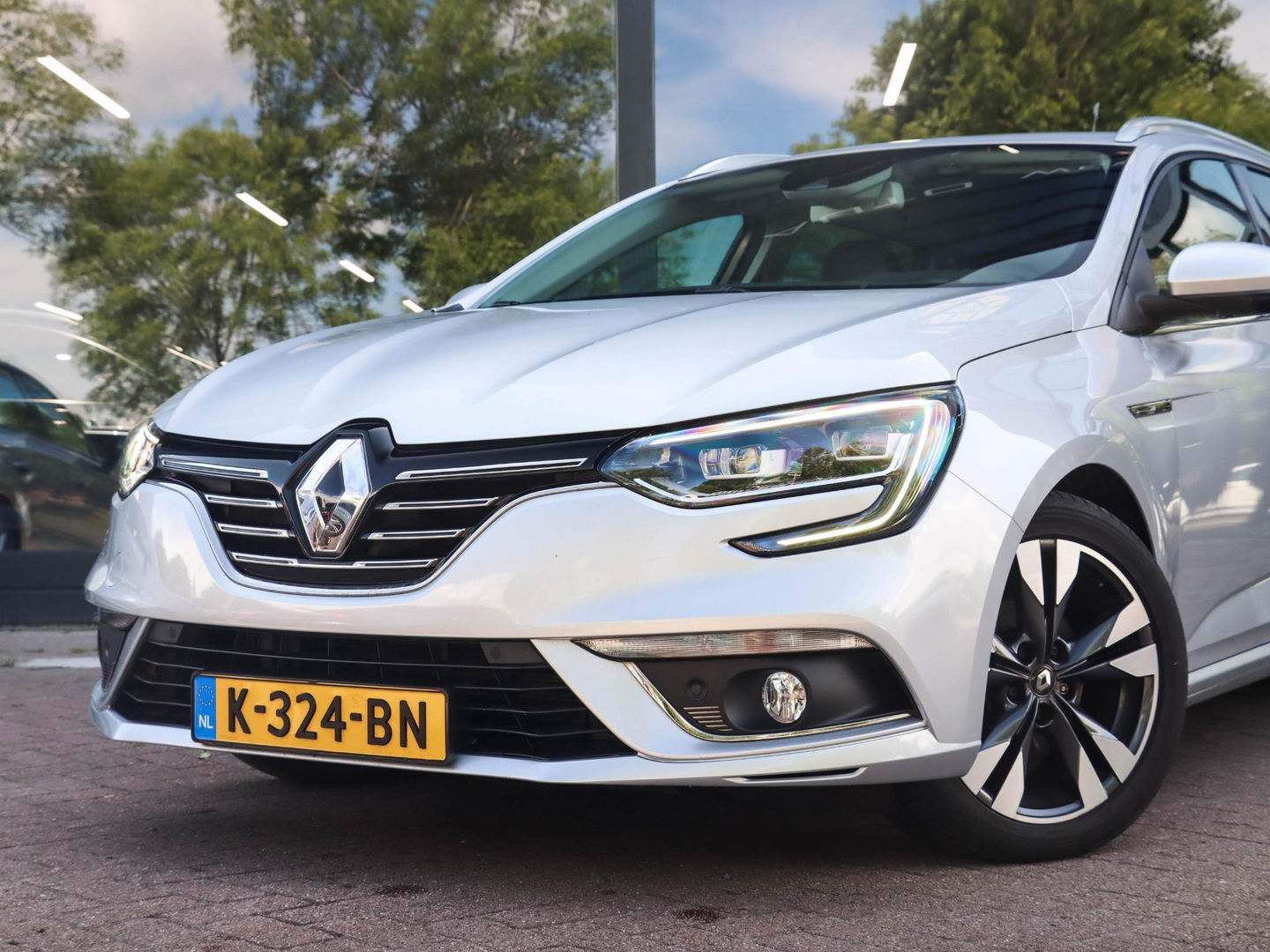 Renault Mégane Estate 1.3 TCe 140 EDC Intens | Trekhaak | Camera | Full LED Koplampen