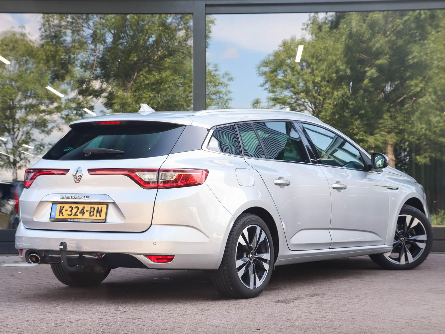 Renault Mégane Estate 1.3 TCe 140 EDC Intens | Trekhaak | Camera | Full LED Koplampen