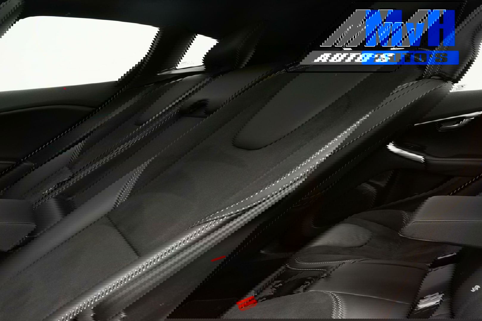 Volvo V40 1.5 T3 Polar+ Sport|R-DESIGN|PANORAMADAK|NAP|LED