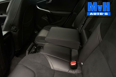 Volvo V40 1.5 T3 Polar+ Sport|R-DESIGN|PANORAMADAK|NAP|LED