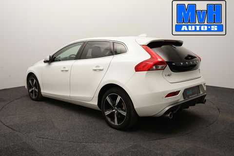 Volvo V40 1.5 T3 Polar+ Sport|R-DESIGN|PANORAMADAK|NAP|LED