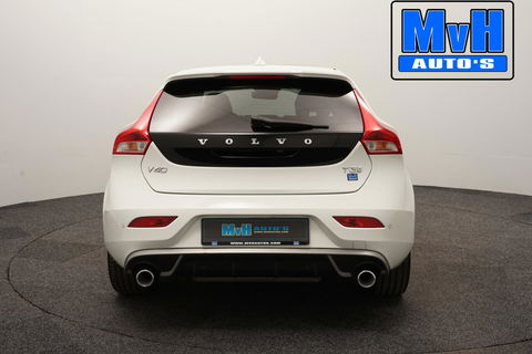 Volvo V40 1.5 T3 Polar+ Sport|R-DESIGN|PANORAMADAK|NAP|LED