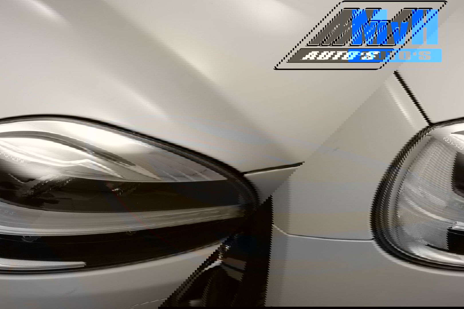 Volvo V40 1.5 T3 Polar+ Sport|R-DESIGN|PANORAMADAK|NAP|LED