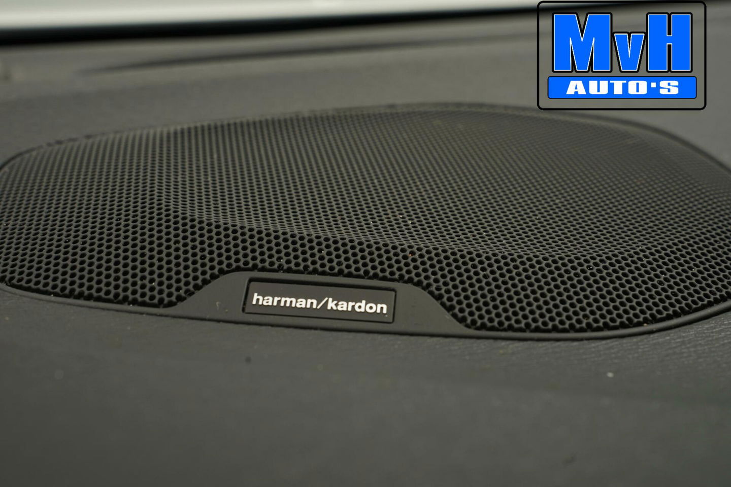 Volvo V40 1.5 T3 Polar+ Sport|R-DESIGN|PANORAMADAK|NAP|LED