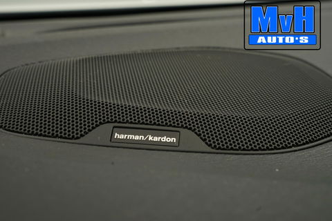 Volvo V40 1.5 T3 Polar+ Sport|R-DESIGN|PANORAMADAK|NAP|LED
