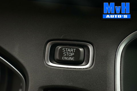 Volvo V40 1.5 T3 Polar+ Sport|R-DESIGN|PANORAMADAK|NAP|LED
