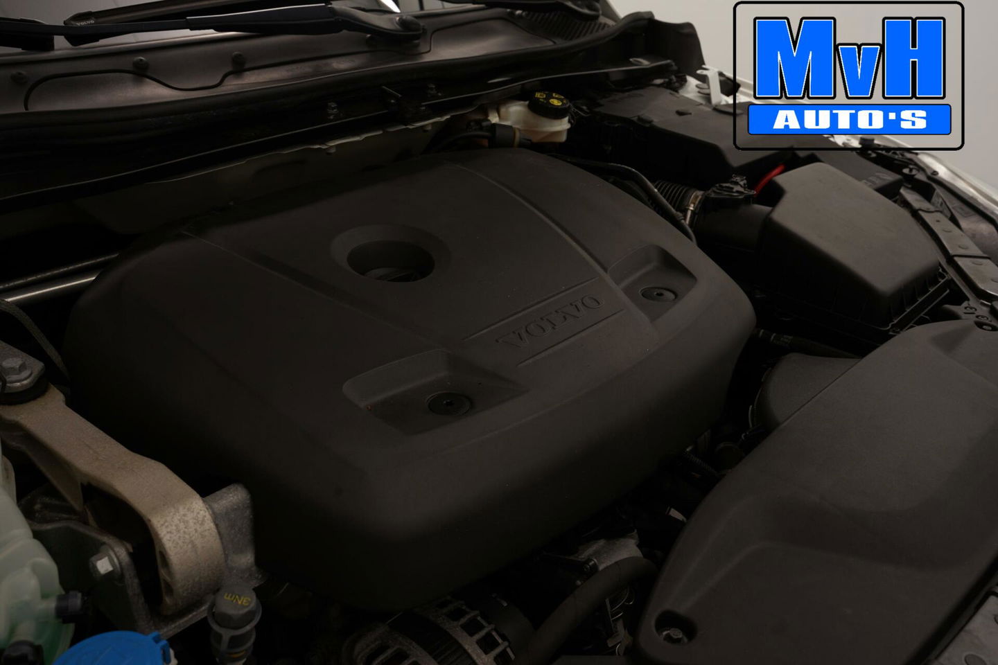 Volvo V40 1.5 T3 Polar+ Sport|R-DESIGN|PANORAMADAK|NAP|LED