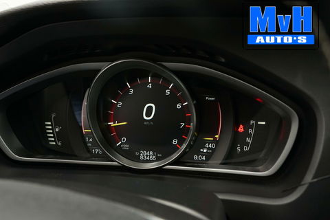 Volvo V40 1.5 T3 Polar+ Sport|R-DESIGN|PANORAMADAK|NAP|LED