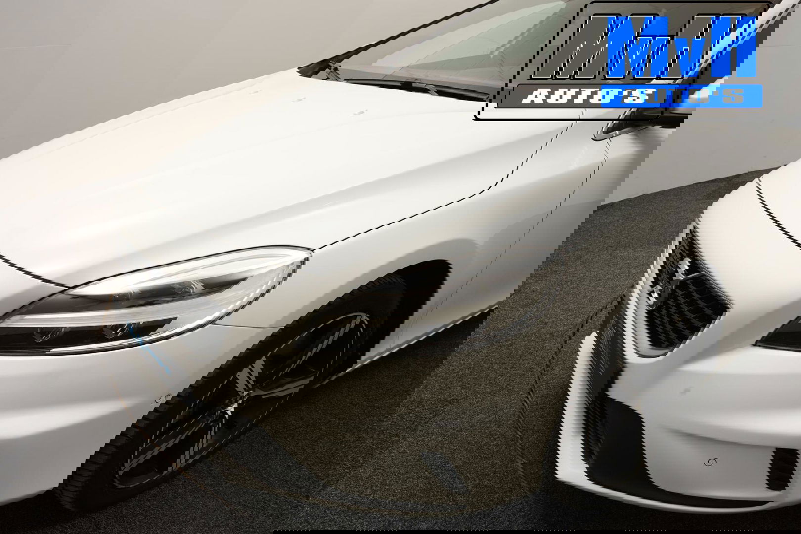 Volvo V40 1.5 T3 Polar+ Sport|R-DESIGN|PANORAMADAK|NAP|LED