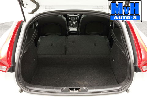 Volvo V40 1.5 T3 Polar+ Sport|R-DESIGN|PANORAMADAK|NAP|LED