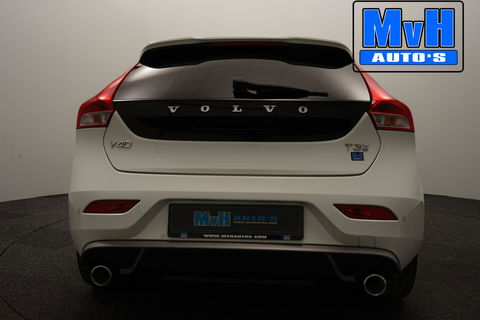 Volvo V40 1.5 T3 Polar+ Sport|R-DESIGN|PANORAMADAK|NAP|LED