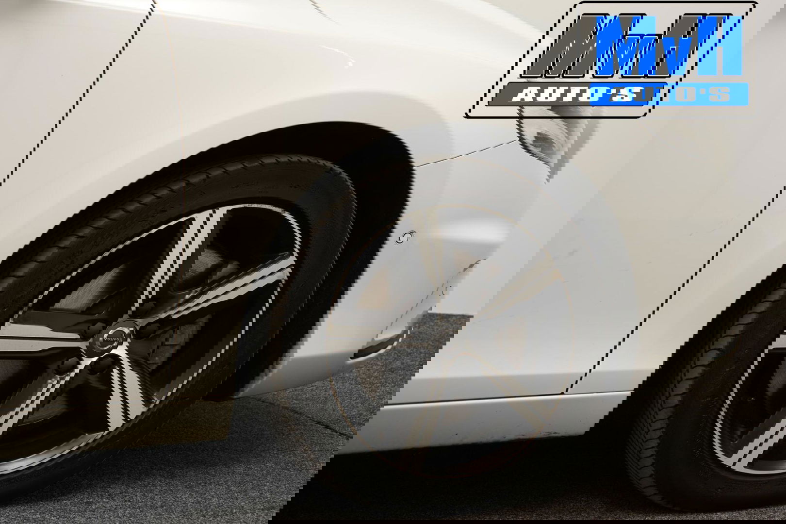 Volvo V40 1.5 T3 Polar+ Sport|R-DESIGN|PANORAMADAK|NAP|LED