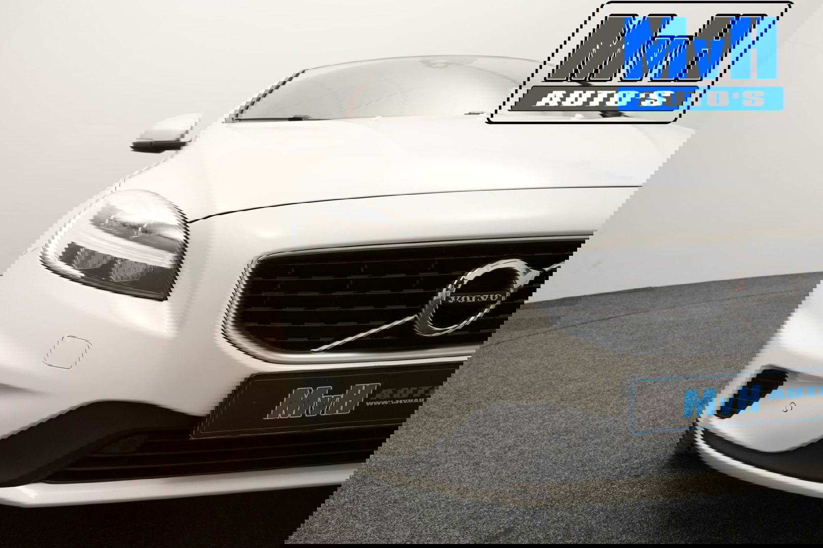 Volvo V40 1.5 T3 Polar+ Sport|R-DESIGN|PANORAMADAK|NAP|LED