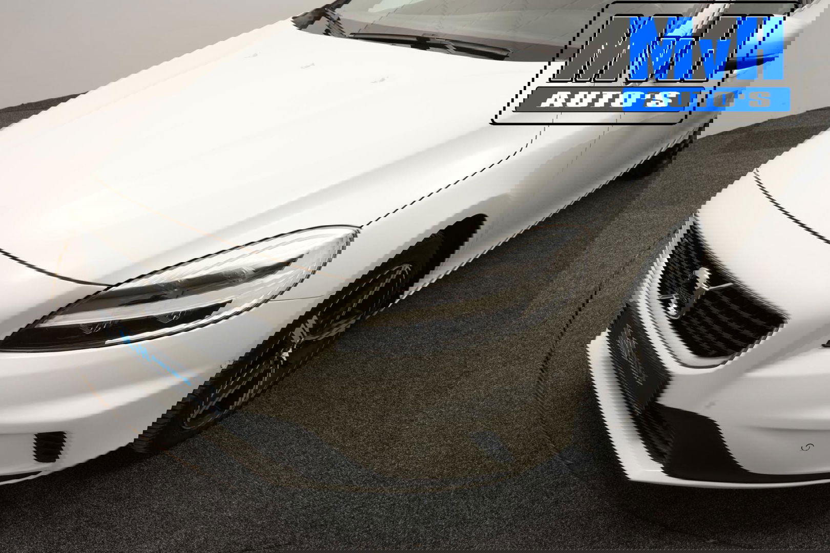 Volvo V40 1.5 T3 Polar+ Sport|R-DESIGN|PANORAMADAK|NAP|LED