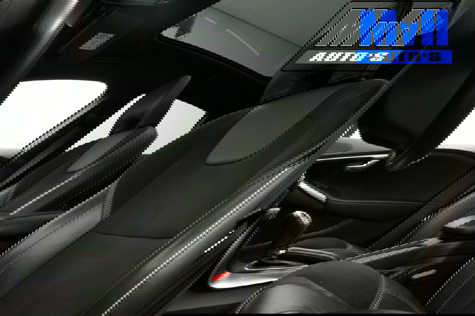 Volvo V40 1.5 T3 Polar+ Sport|R-DESIGN|PANORAMADAK|NAP|LED