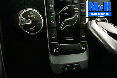 Volvo V40 1.5 T3 Polar+ Sport|R-DESIGN|PANORAMADAK|NAP|LED