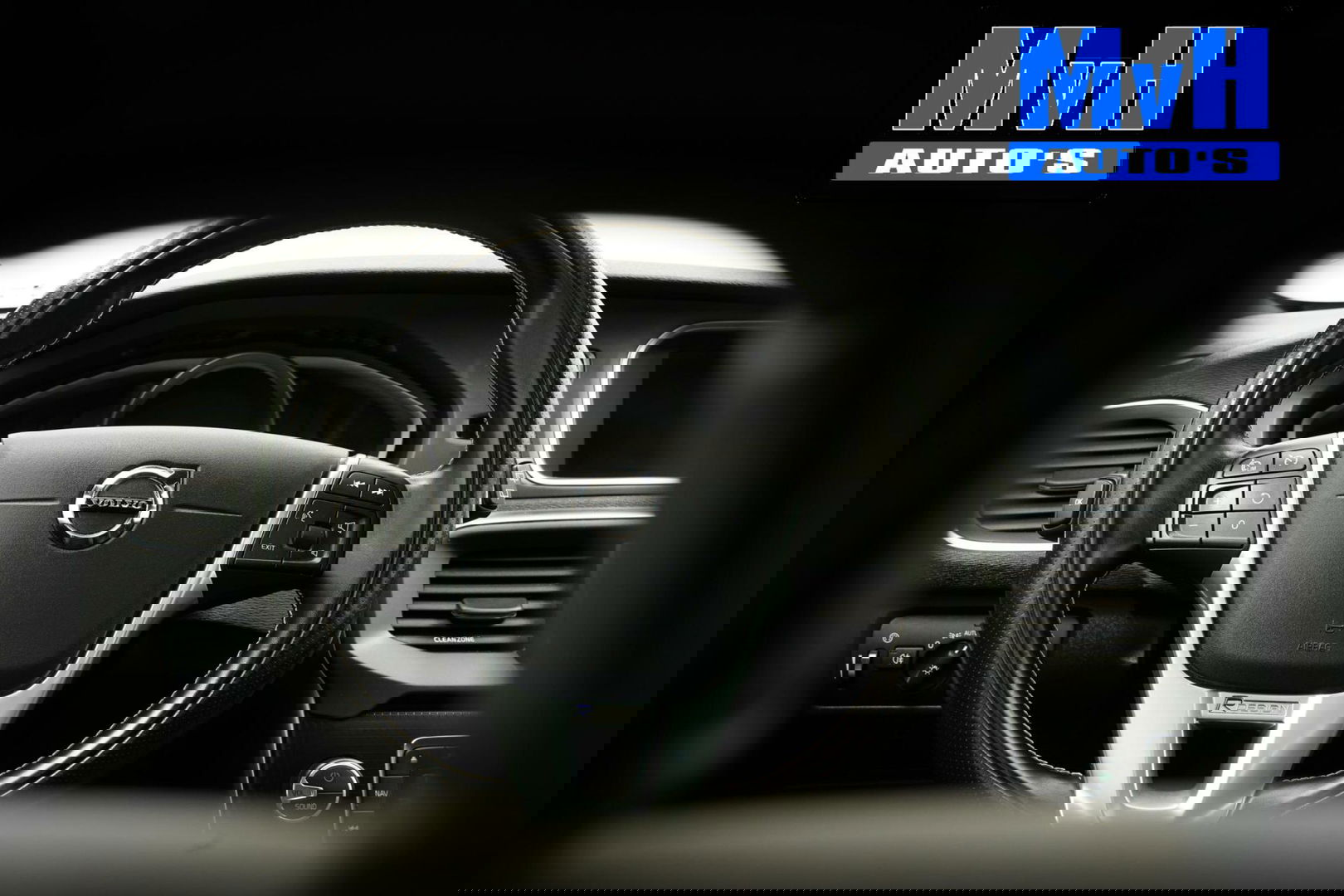 Volvo V40 1.5 T3 Polar+ Sport|R-DESIGN|PANORAMADAK|NAP|LED