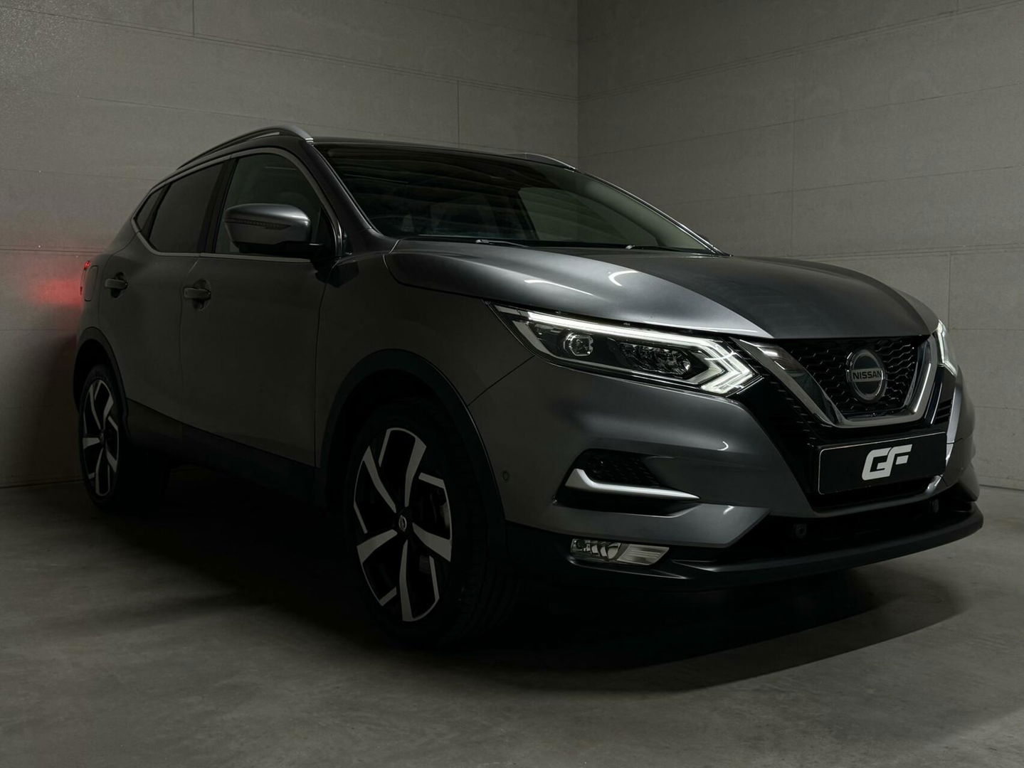 Nissan QASHQAI 1.3 DIG-T Tekna + Pano 360° CarPlay Leer NAP