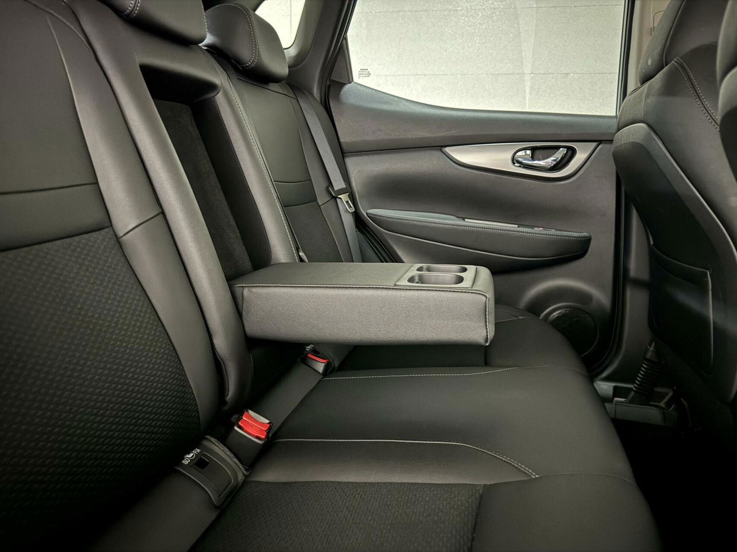 Nissan QASHQAI 1.3 DIG-T Tekna + Pano 360° CarPlay Leer NAP