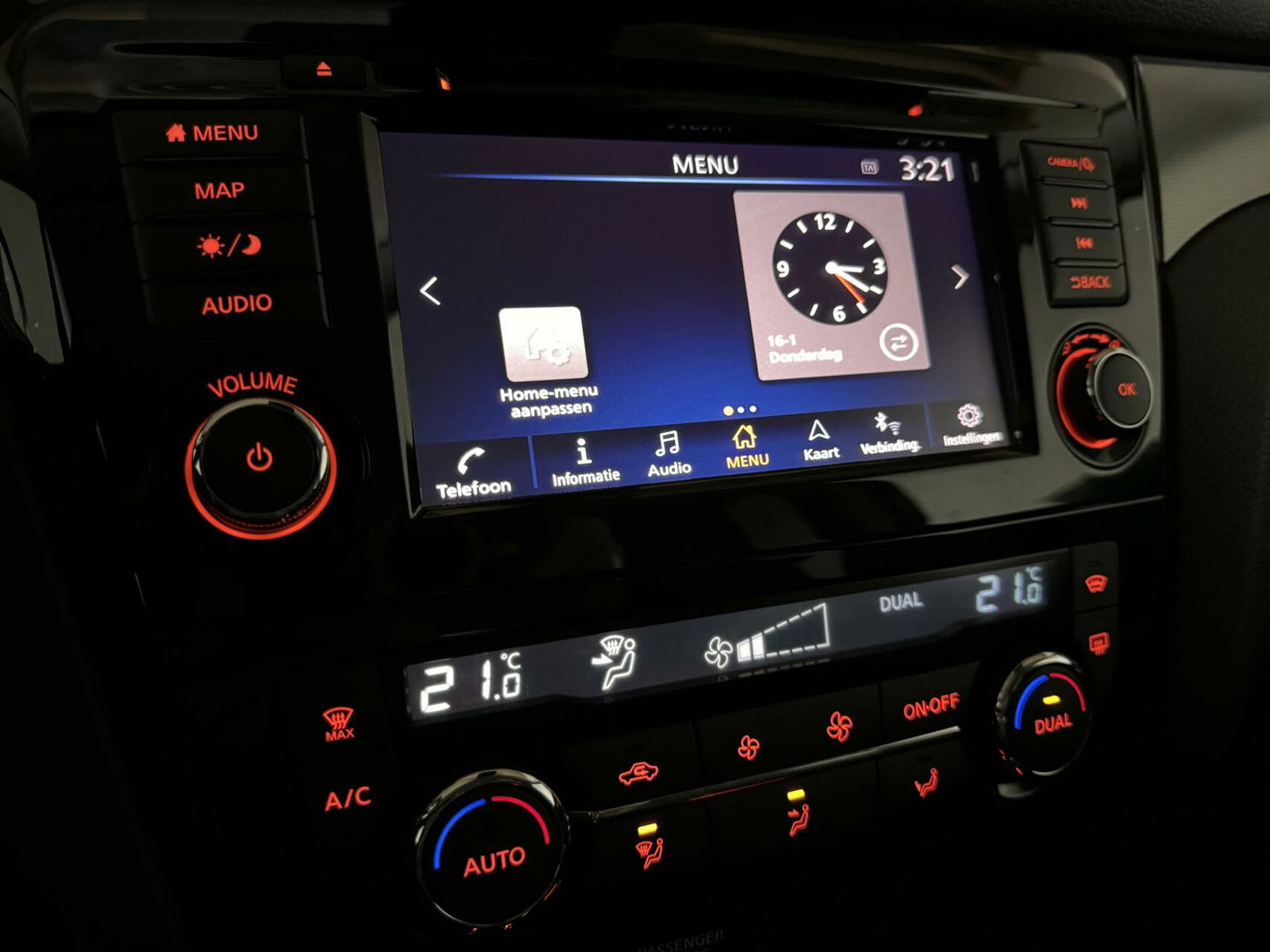 Nissan QASHQAI 1.3 DIG-T Tekna + Pano 360° CarPlay Leer NAP