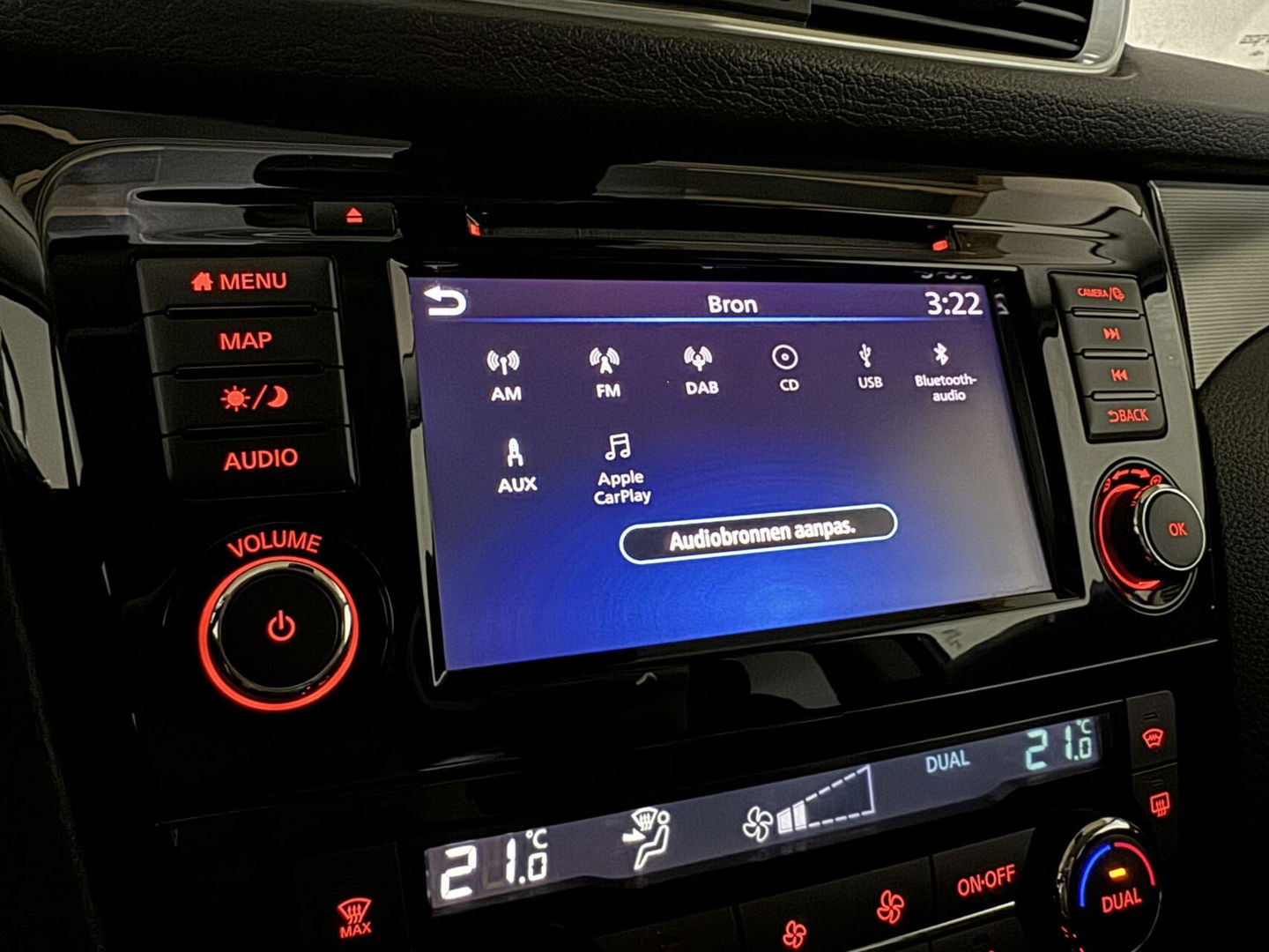Nissan QASHQAI 1.3 DIG-T Tekna + Pano 360° CarPlay Leer NAP
