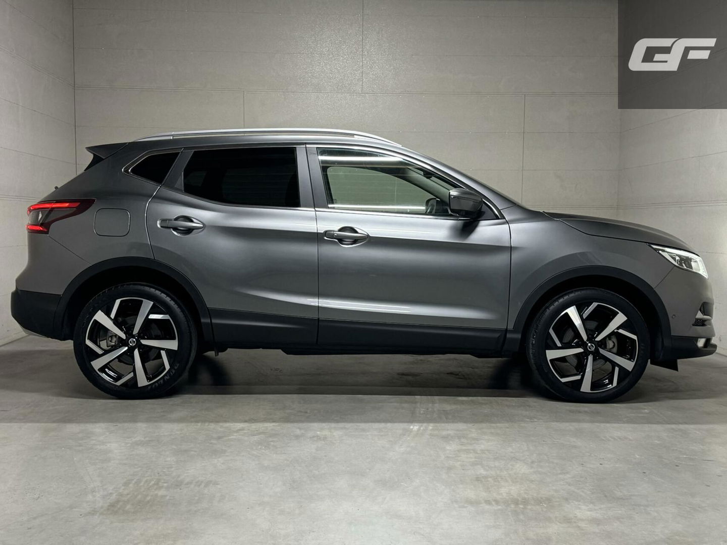 Nissan QASHQAI 1.3 DIG-T Tekna + Pano 360° CarPlay Leer NAP