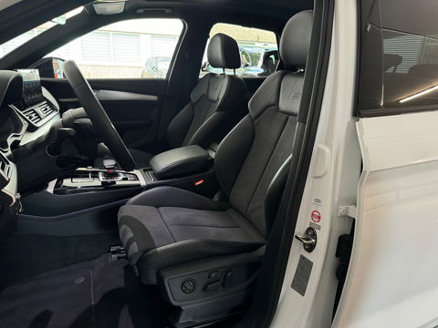 Audi Q5 55 TFSI e S Line Pano|Luchtveri|HuD|Massage|Trekhaak
