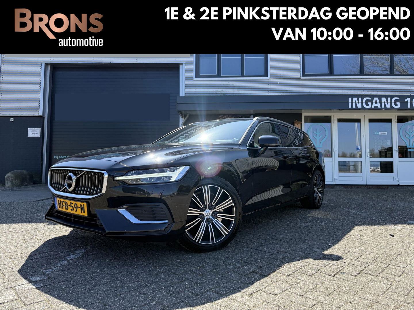 Volvo V60 2.0 T8 Twin Engine AWD Inscription Massage l Pano l 400PK