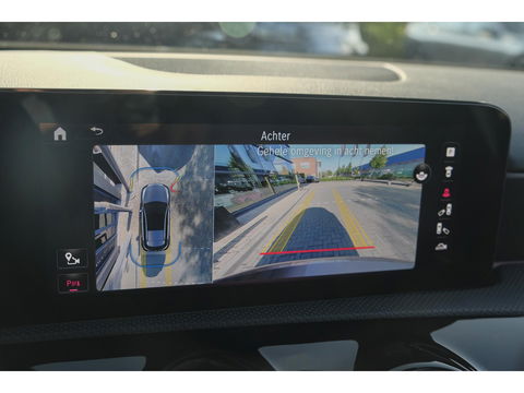 Mercedes-Benz A-Klasse A250e 218pk AMG Hybrid Panoramadak NP. €60k *BTW* Head-up Night pakket Multibeam led Memory 1e Eig. NLauto 19" LMV