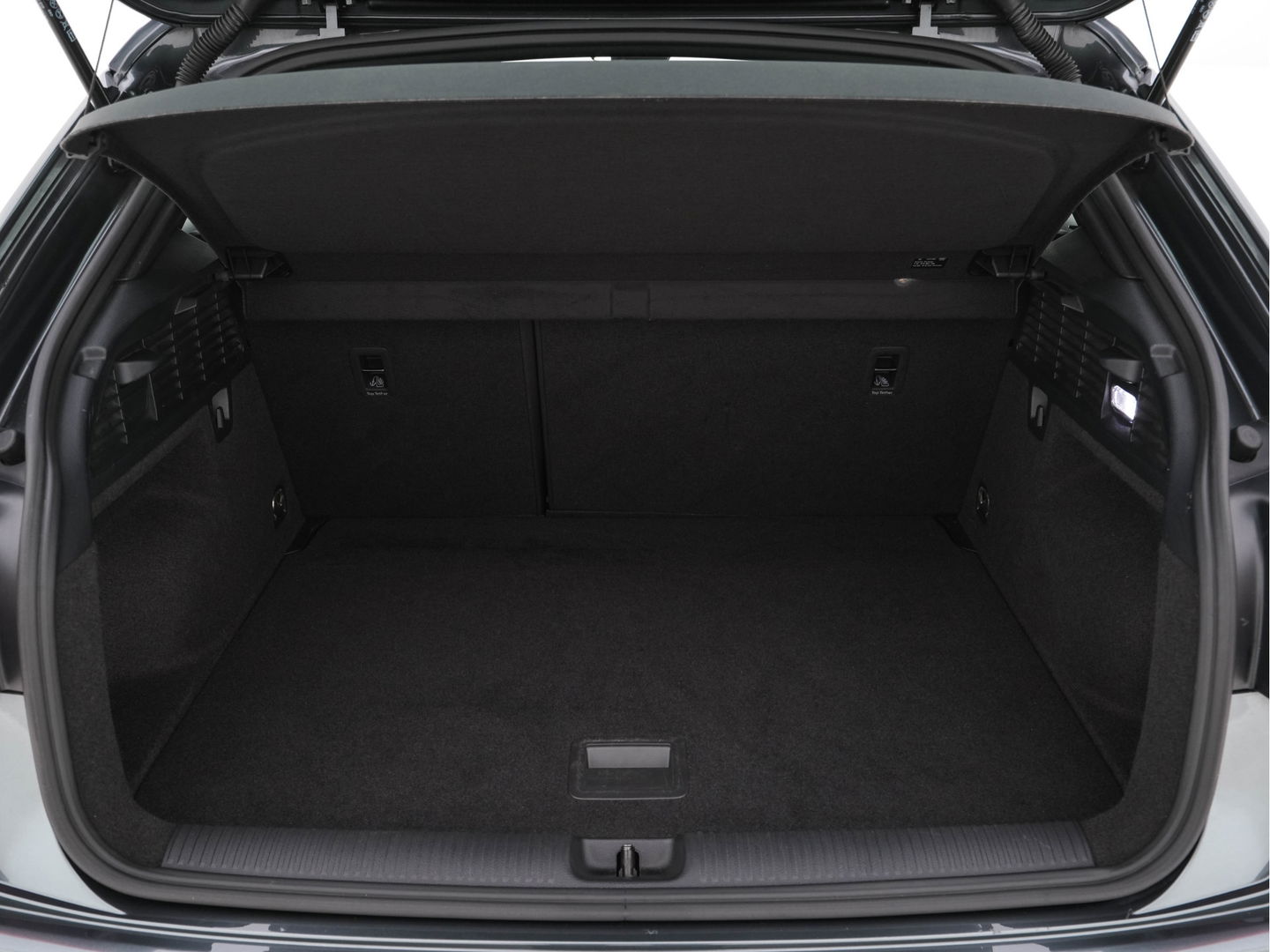 Audi Q2 30 TFSI S Edition S-Line-Sportpack *DIGI-COCKPIT | LEATHER-MICROFIBRE | MATRIX-LED | SPORT-SEATS | MMI-NAVI-TOUCH | DAB+ | ECC | CARPLAY | PDC | 17''ALU *