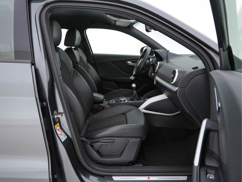 Audi Q2 30 TFSI S Edition S-Line-Sportpack *DIGI-COCKPIT | LEATHER-MICROFIBRE | MATRIX-LED | SPORT-SEATS | MMI-NAVI-TOUCH | DAB+ | ECC | CARPLAY | PDC | 17''ALU *