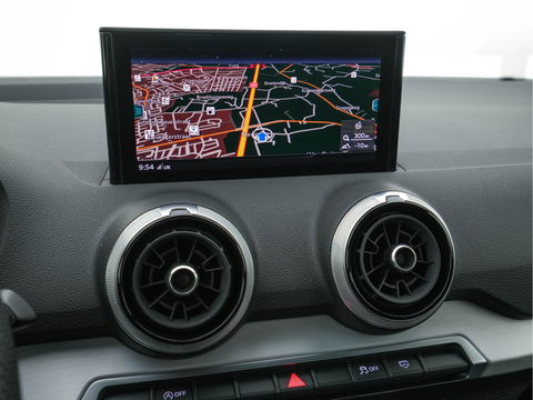 Audi Q2 30 TFSI S Edition S-Line-Sportpack *DIGI-COCKPIT | LEATHER-MICROFIBRE | MATRIX-LED | SPORT-SEATS | MMI-NAVI-TOUCH | DAB+ | ECC | CARPLAY | PDC | 17''ALU *