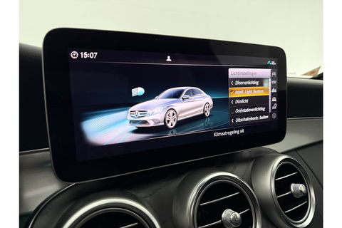 Mercedes-Benz C-Klasse 180 AMG 157PK Pano Sfeer Virtual LED Clima Cruise Camera Carplay Navi PDC 18''LMV