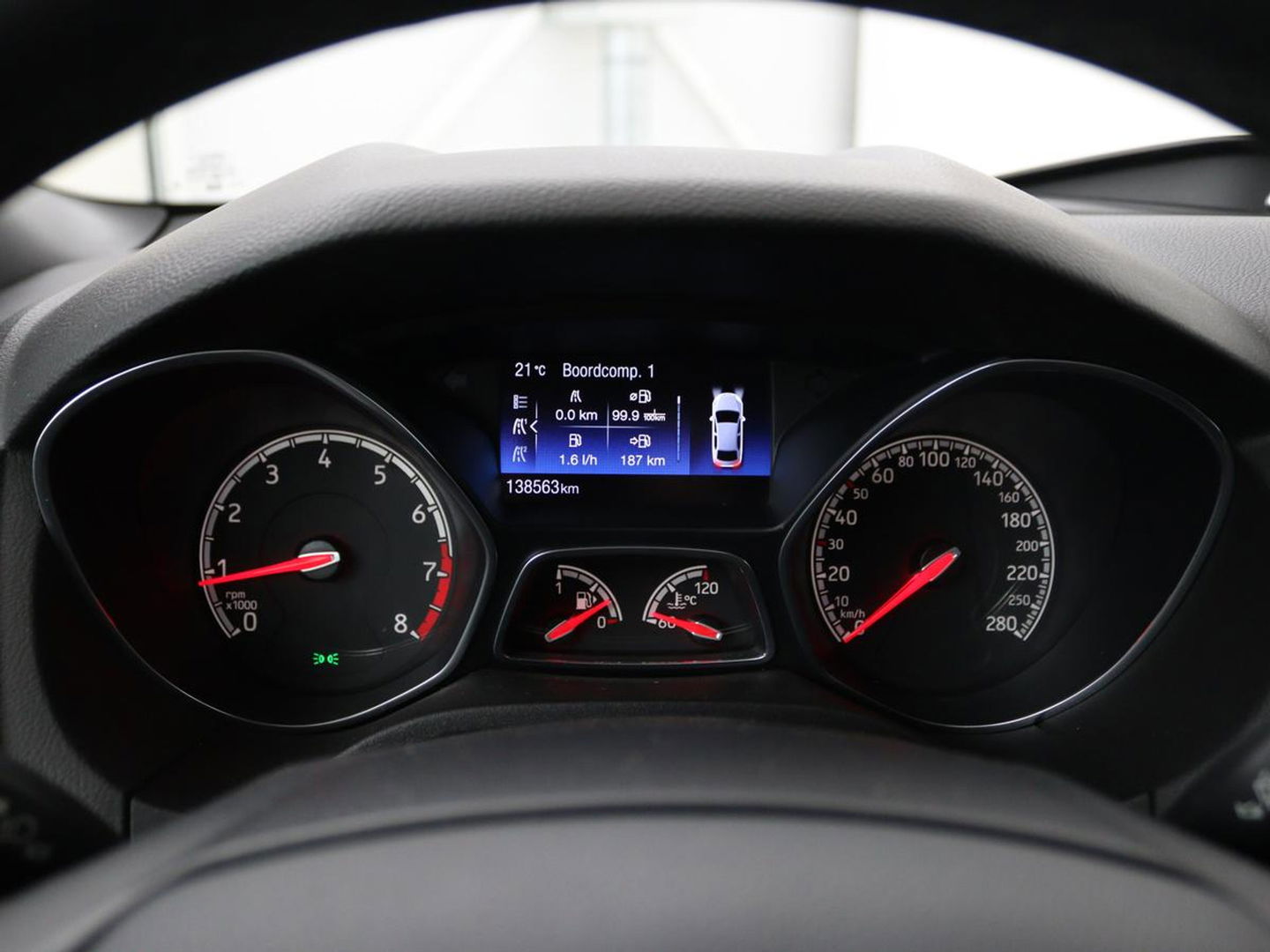 Ford Focus 2.0 ST-3 | Stoel & stuurverwarming | Recaro sportstoelen | Xenon | Bluetooth | Climate control | Half leder | Cruise control