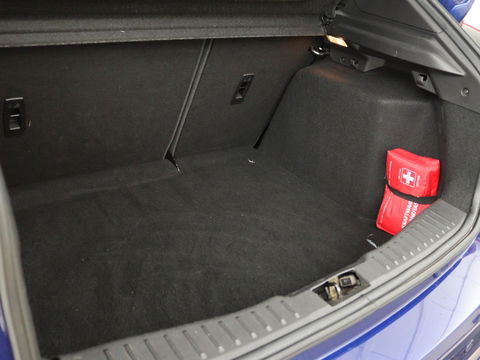 Ford Focus 2.0 ST-3 | Stoel & stuurverwarming | Recaro sportstoelen | Xenon | Bluetooth | Climate control | Half leder | Cruise control