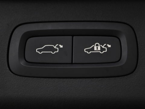 Lynk & Co 01 1.5 Plug In | Panoramadak | Infinity by Harman | 360 camera | Adaptive cruise | Stoelverwarming | Carplay | Memory | Full LED