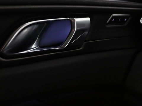 Lynk & Co 01 1.5 Plug In | Panoramadak | Infinity by Harman | 360 camera | Adaptive cruise | Stoelverwarming | Carplay | Memory | Full LED