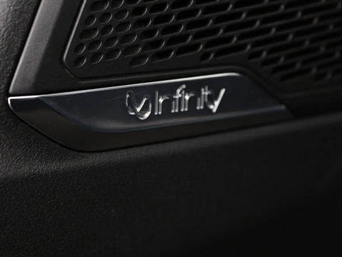 Lynk & Co 01 1.5 Plug In | Panoramadak | Infinity by Harman | 360 camera | Adaptive cruise | Stoelverwarming | Carplay | Memory | Full LED