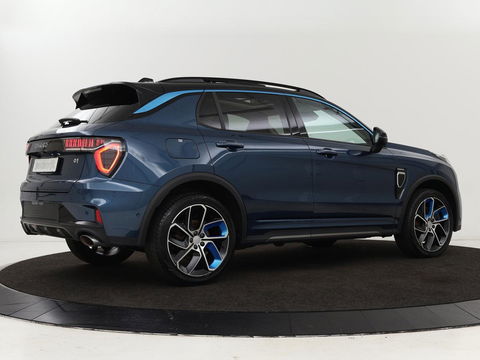 Lynk & Co 01 1.5 Plug In | Panoramadak | Infinity by Harman | 360 camera | Adaptive cruise | Stoelverwarming | Carplay | Memory | Full LED